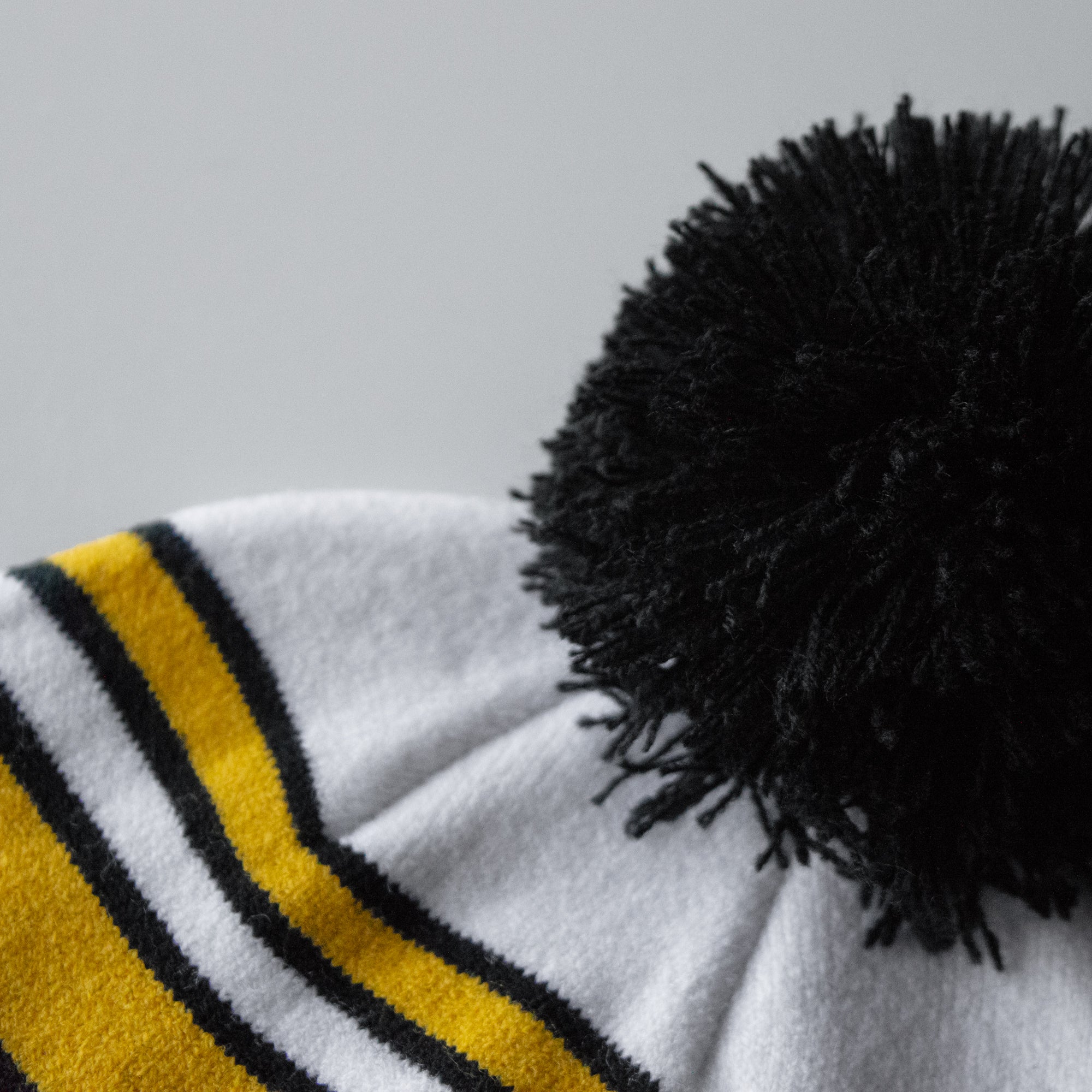 Pittsburgh Team Stripe Pom Beanie